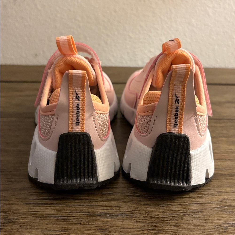 NIB [Reebok] Zig Dynamica Toddler Athletic Shoes in Frosted Berry Peach Kids 5 - Picture 6 of 14